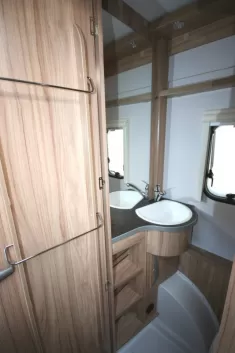 Bild 19 Hymer Eriba Nova Light 470