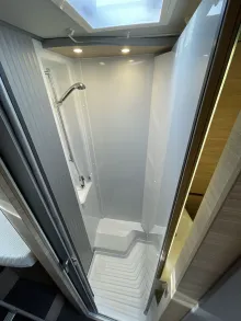 Fahrzeugbild Knaus Van TI Plus 650 MEG Platinum Selection - Einzelbetten, RFK, SAT..... #19