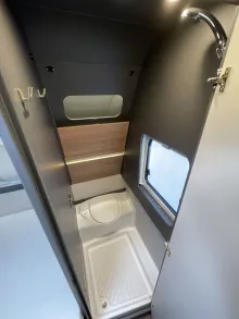 Fahrzeugbild Knaus Azur 500 FU "Abverkaufsstück" mit Tageszul #21