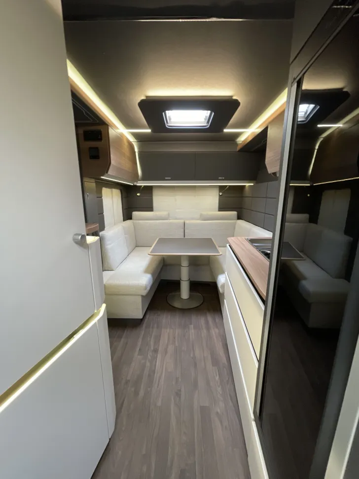 Fahrzeugbild Knaus Azur 500 FU "Abverkaufsstück" mit Tageszul #22