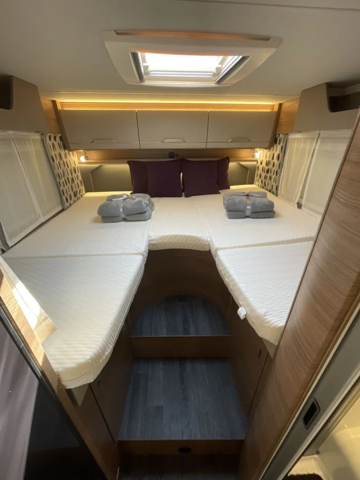 Fahrzeugbild Knaus VAN WAVE 640 MEG Vansation MAN - Hubbett, Klima, SAT..... #17