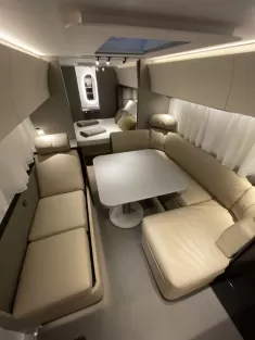 Bild 10 Adria Alpina 663 HT