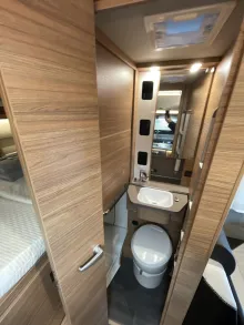 Fahrzeugbild Weinsberg X-CURSION VAN 500 MQ EDITION [PEPPER] Abverkaufsstück - Top Preis #16
