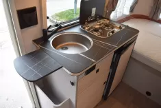 Bild 12 Hymer Eriba Touring 530 Tango Red, Autarkpaket