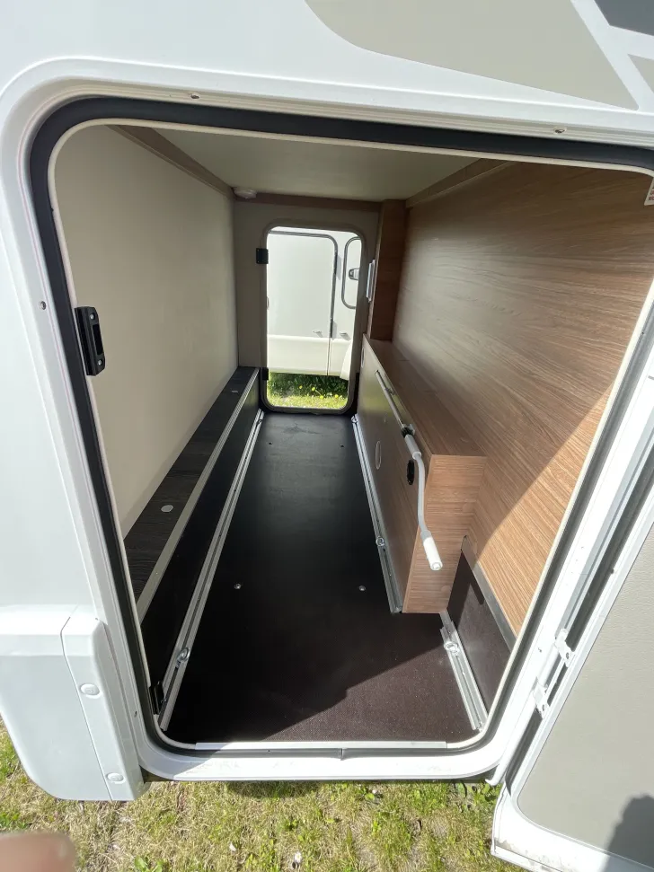 Fahrzeugbild Weinsberg X-CURSION VAN 500 MQ EDITION [PEPPER] Abverkaufsstück - Top Preis #10