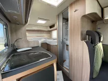 Fahrzeugbild Laika Ecovip L 2009 - Hubbett, Klima, RFK, Navi... #10