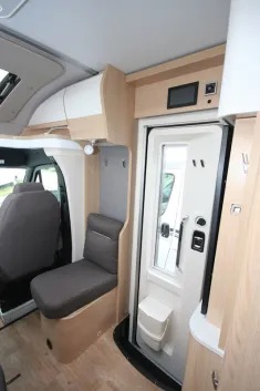 Bild 8 Hymer B-Klasse MC T 600 WhiteLine