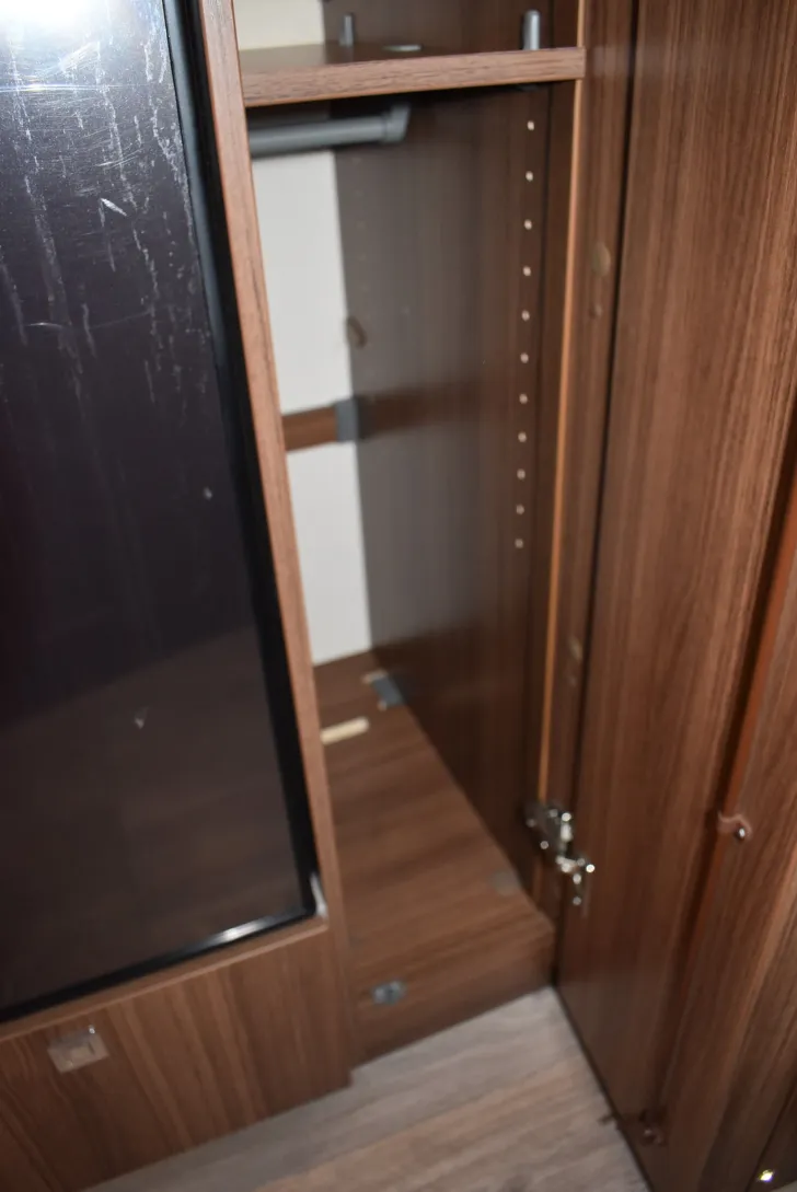 Fahrzeugbild Hymer B-Klasse MC T 580 Mercedes, Automatik, Doppelb. #18