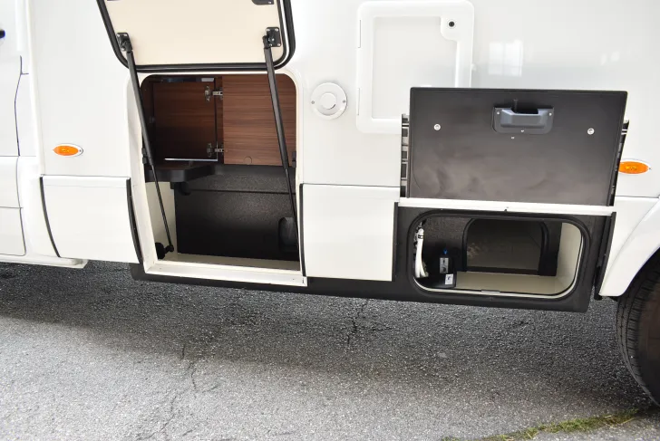 Fahrzeugbild Hymer B-Klasse MC T 580 Mercedes, Automatik, Doppelb. #32