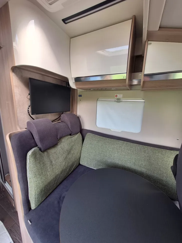 Fahrzeugbild Laika Ecovip H 2109 - mit Beschädigung Frontmaske #11