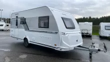 Schräg Vorne Knaus Sport 500 QDK ePower Selection Lager Abverkauf