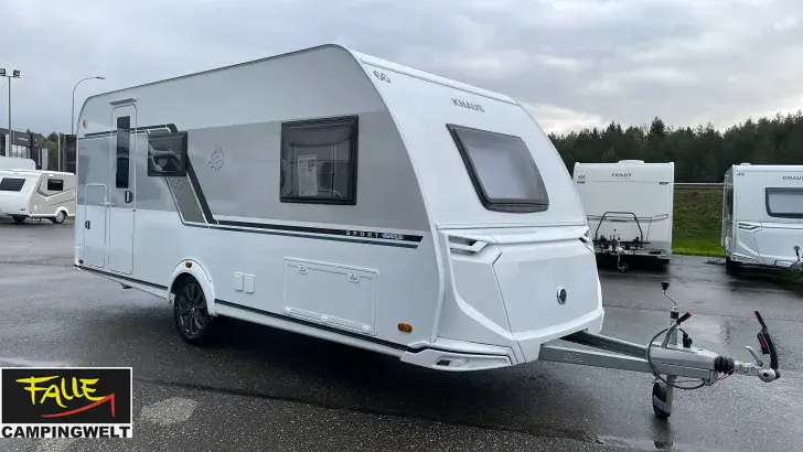 Schräg Vorne Knaus Sport 500 QDK ePower Selection Lager Abverkauf