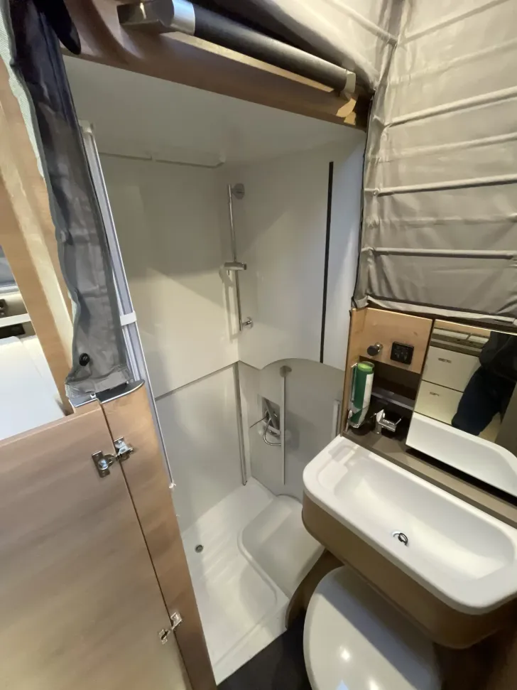 Fahrzeugbild Knaus Tourer CUV 500 MQ CUVISION - mit Hubdach #22