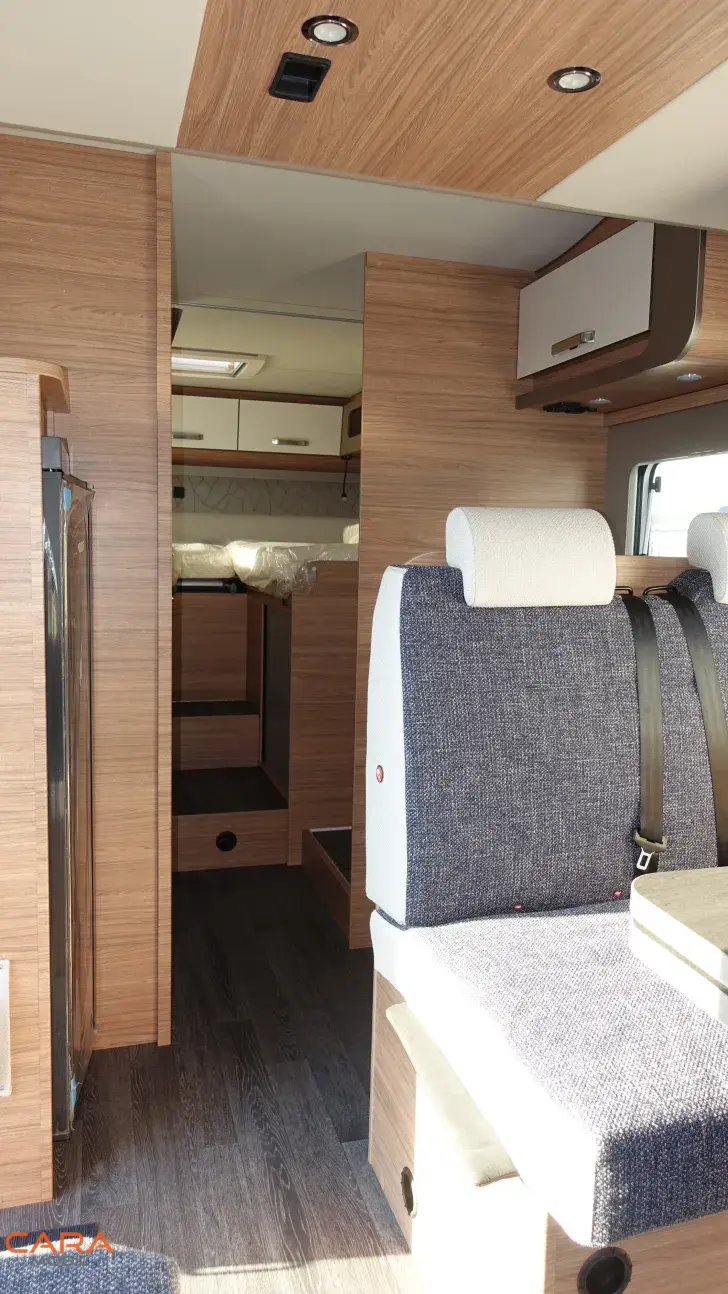 Fahrzeugbild Weinsberg CaraSuite 700 MEG Sofort verfügbar #31