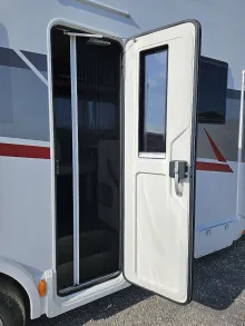 Fahrzeugbild Rimor Seal 9 #6