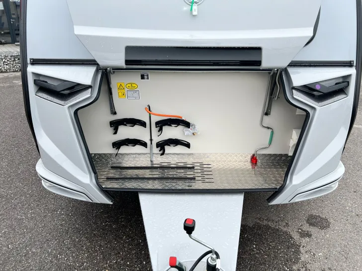 Fahrzeugbild Knaus Südwind 540 FDK 60 Years #5