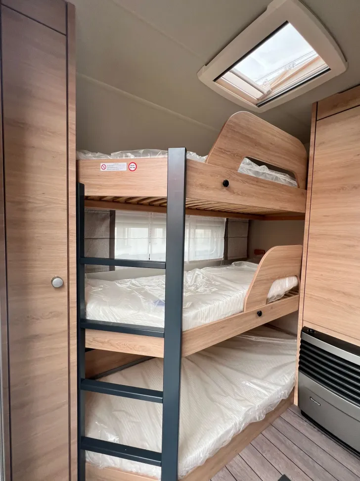Fahrzeugbild Knaus Südwind 540 FDK 60 Years #18