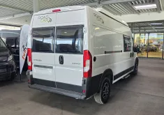 Bild 3 Roadcar R 600 mit Aufstelldach