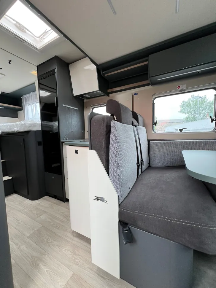 Fahrzeugbild Laika Kosmo L 319 - Sonderpreis #18