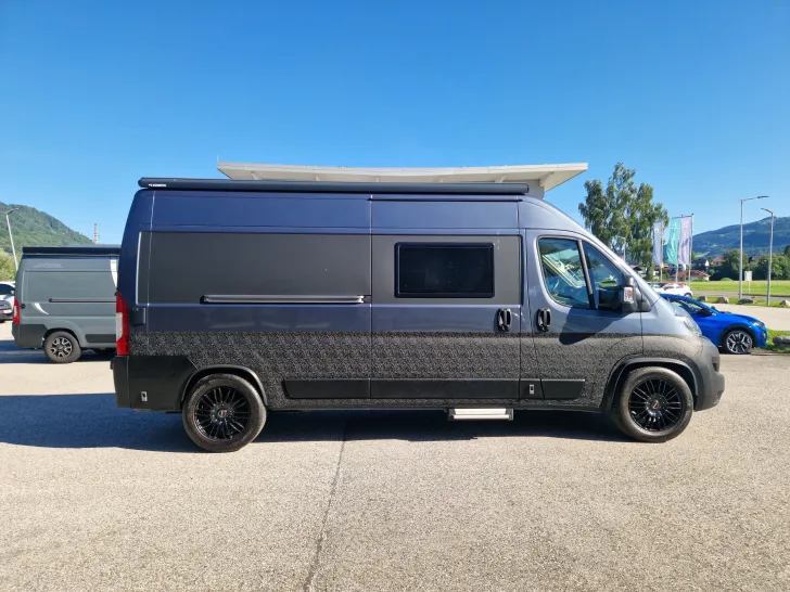 Fahrzeugbild Clever SELECT LINE Celebration 600 #5