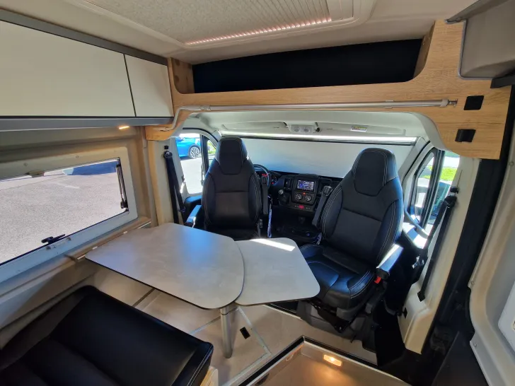 Fahrzeugbild Clever SELECT LINE Celebration 600 #18