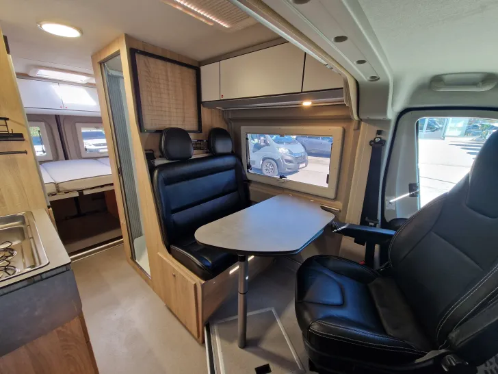 Fahrzeugbild Clever SELECT LINE Celebration 600 #19