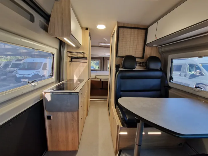 Fahrzeugbild Clever SELECT LINE Celebration 600 #29