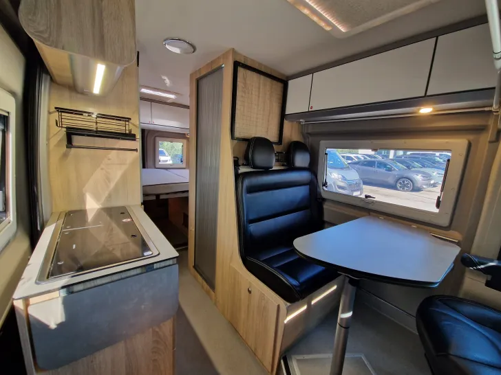 Fahrzeugbild Clever SELECT LINE Celebration 600 #30