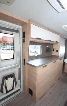 Fahrzeugbild Knaus Südwind 650 PXB Black Selection #17