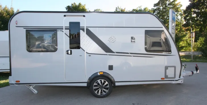 Fahrzeugbild Knaus Südwind 450 FU Black Selection #1