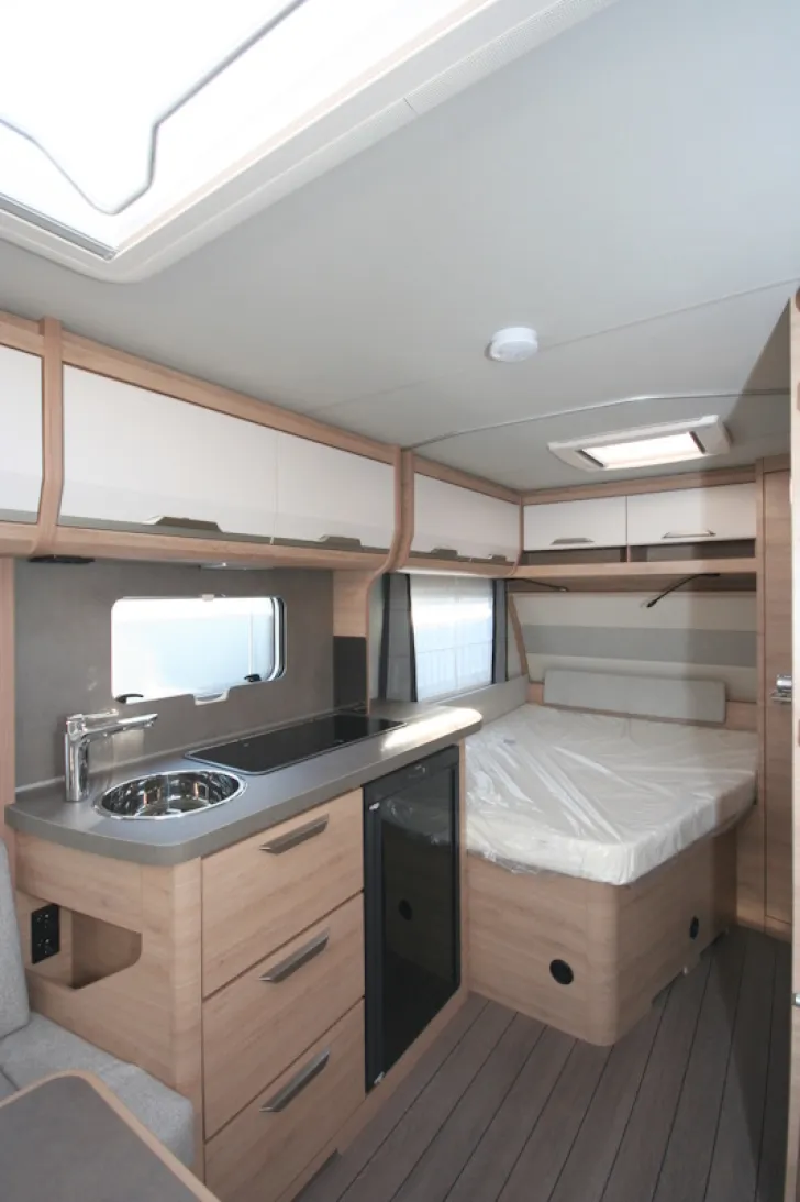 Fahrzeugbild Knaus Südwind 450 FU Black Selection #8