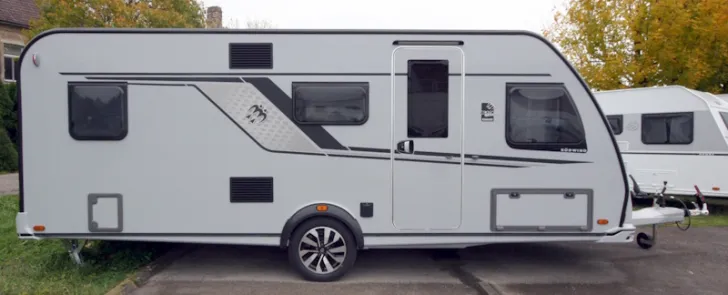 Fahrzeugbild Knaus Südwind 580 QS Black Selection #1