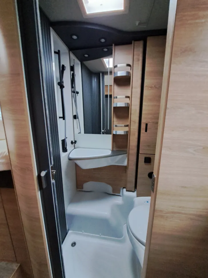 Fahrzeugbild Knaus L!VE TI 650 MEG Platinum Selection #26