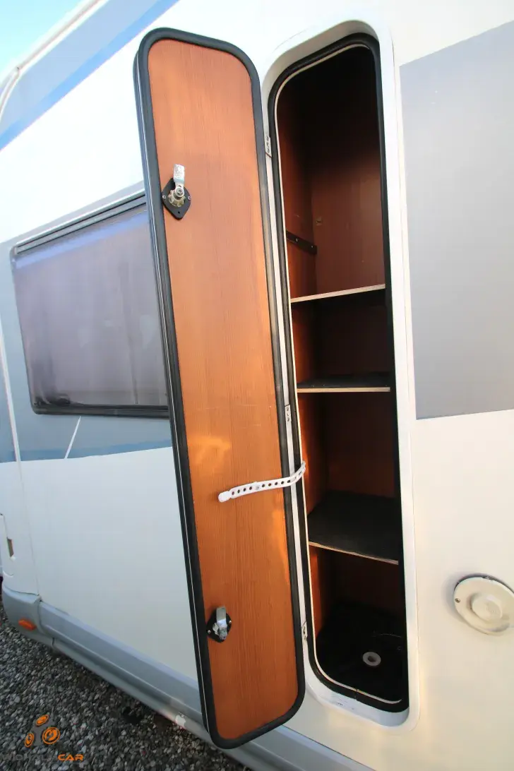 Fahrzeugbild Elnagh Baron 125 L #10