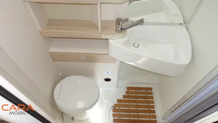 Fahrzeugbild Eura Mobil Activa One 570 HS Sofort verfügbar #18