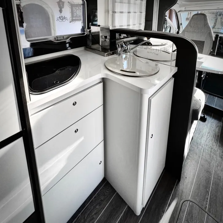 Fahrzeugbild Roller Team ZEFIRO 295 TL Bestens gepflegt – #6