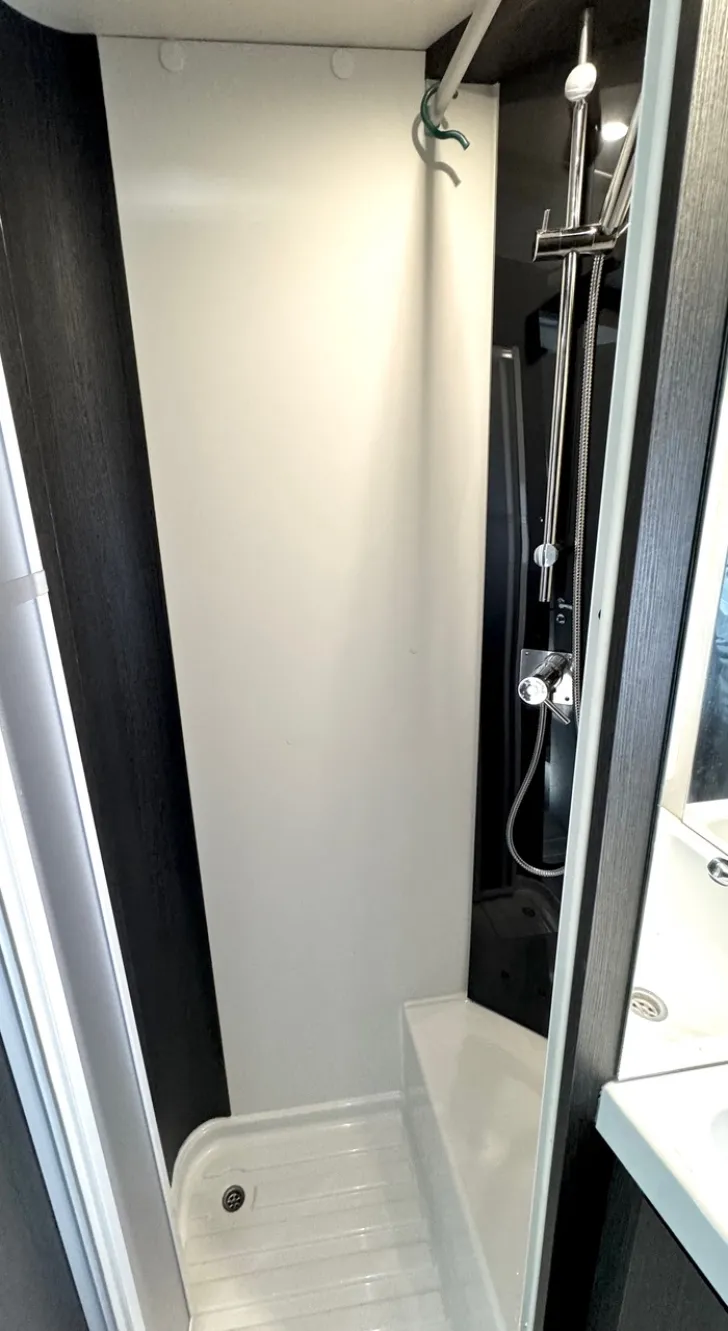 Fahrzeugbild Roller Team ZEFIRO 295 TL Bestens gepflegt – #7