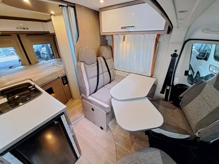 Fahrzeugbild Pössl D-Line RoadCamp R !Preisvorteil Tageszulassung! #6