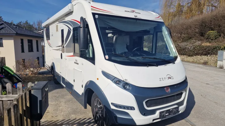 Fahrzeugbild Roller Team ZEFIRO 266 TL Top Zustand wenig Ki #1