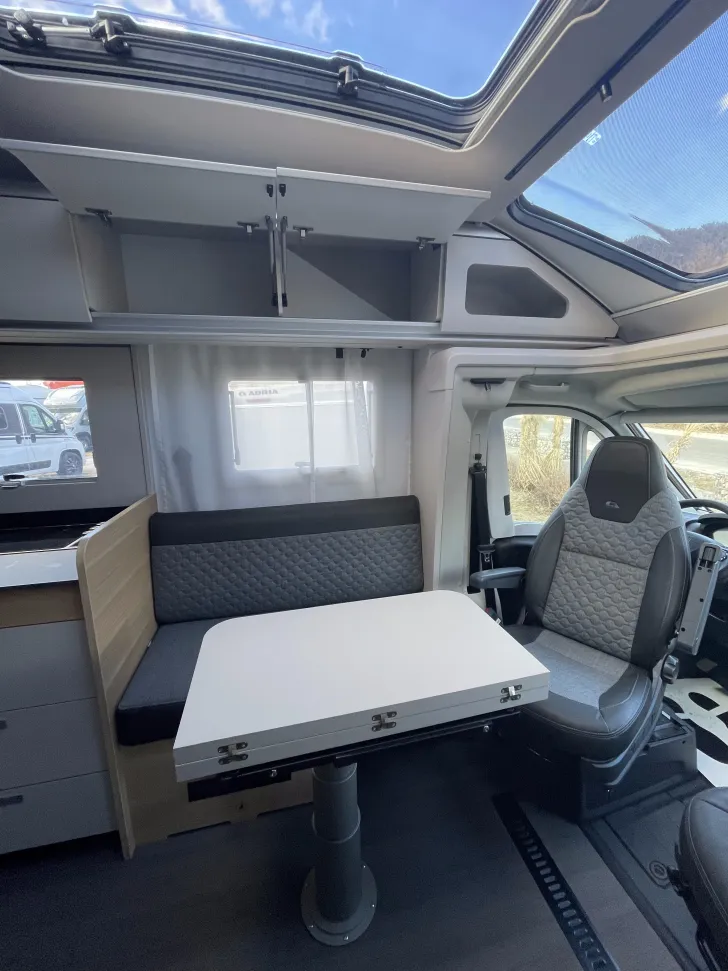 Fahrzeugbild Adria Coral Axess 650 DL #11