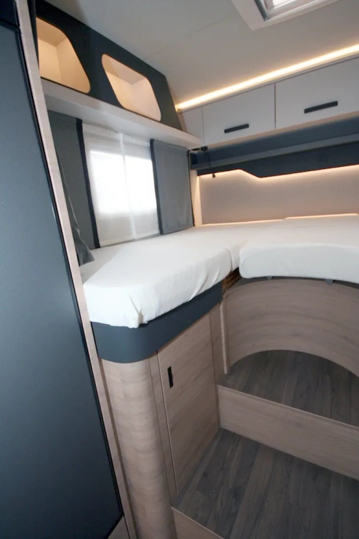 Fahrzeugbild Knaus L!VE WAVE 650 MEG Black Selection #17