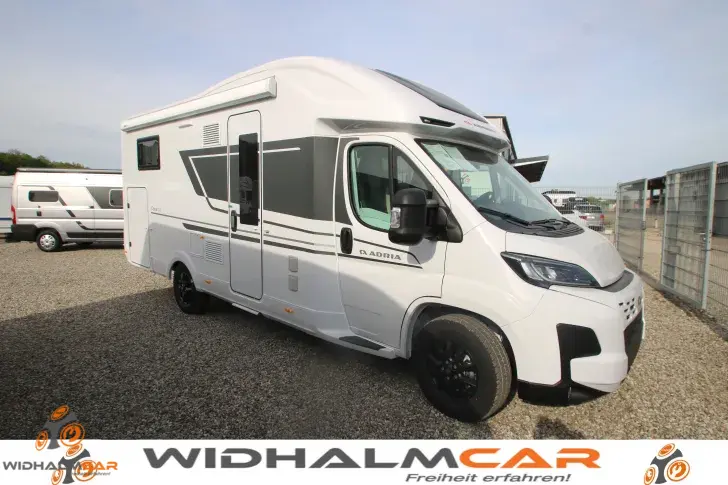 Fahrzeugbild Adria Coral Axess 650 DL #1