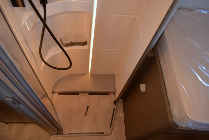 Fahrzeugbild Hymer GT-S 685 Face-to-Face, Raumbad, Autom. #16