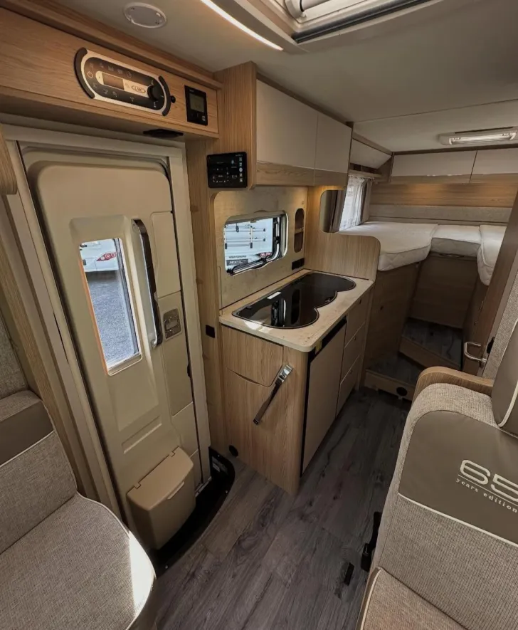 Fahrzeugbild LMC Breezer 643 G 65 Years Edition #9