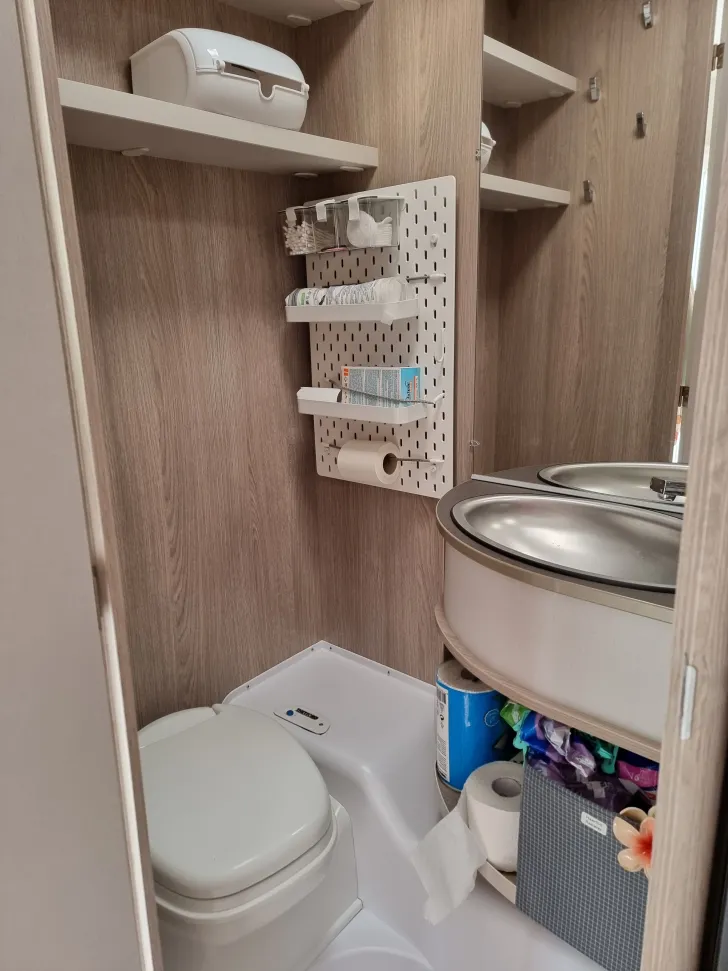 Fahrzeugbild Bürstner Premio Life 490 TK wenig gebraucht #7
