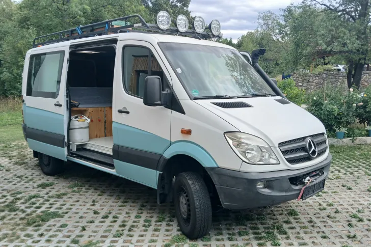 Grundriss Nacht Mercedes-Benz Sprinter 4x4