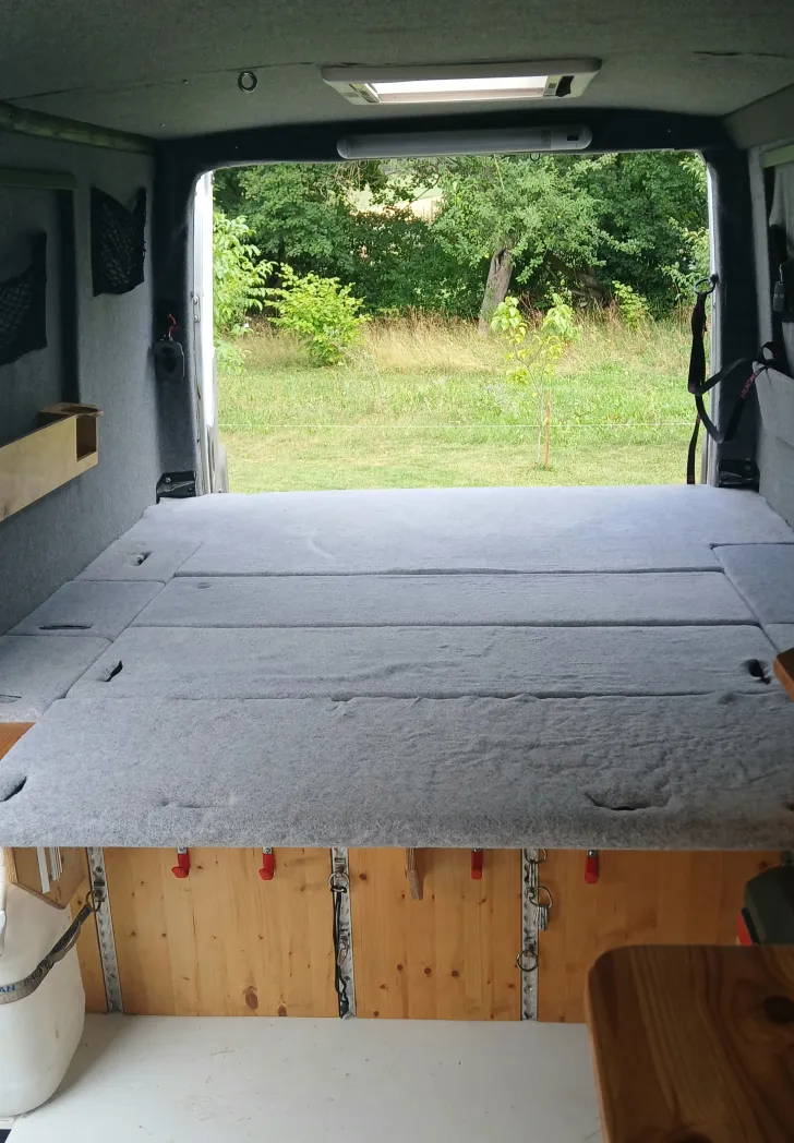 Fahrzeugbild Mercedes-Benz Sprinter 4x4 #9