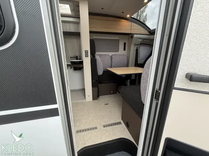 Fahrzeugbild Bürstner Signature SFT 7.4 #15