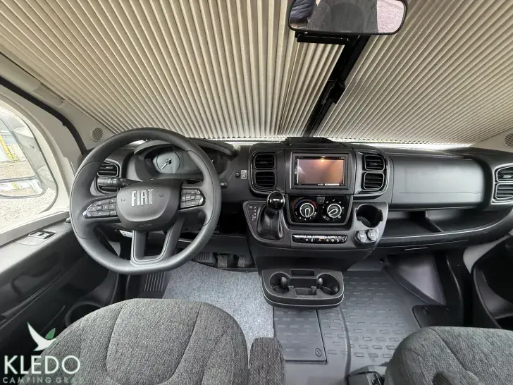 Fahrzeugbild Bürstner Signature SFT 7.4 #55